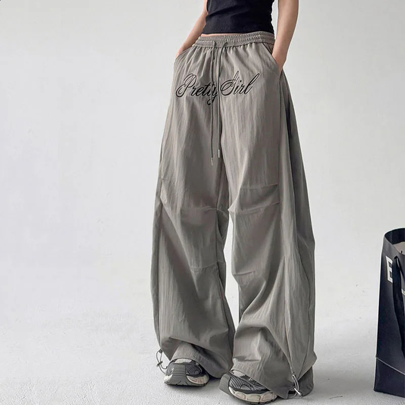 Woman Y2K Parachute Gray Pants Harajuku Streetwear Letter Embroidery Wide Leg Trousers Oversize Pockets Baggy Cargo Sweatpants Z260314