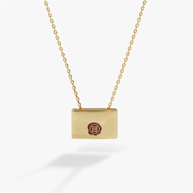 Hogwarts Admission Letter Necklace Potter Magical Pendant Copper Gold-Plated Color-Retaining Neck Jewelry