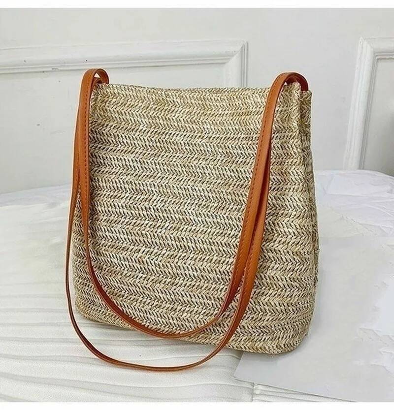 Autumn New Women s Crossbody Bag Women s Grass Woven Handbag Rattan Basket Beach Vacation Bag Women s Shoulder Bag Autumn New Designer Bag