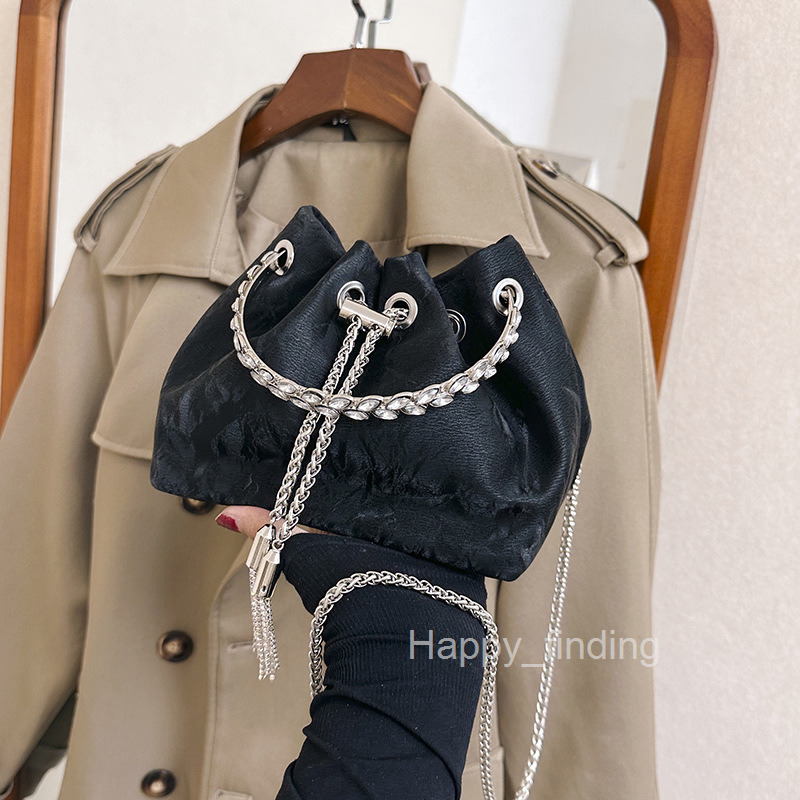 New Chain Solid Color Drawstring Bag Womens Fashion Trend Bucket Style PU Shoulder Crossbody Handbag