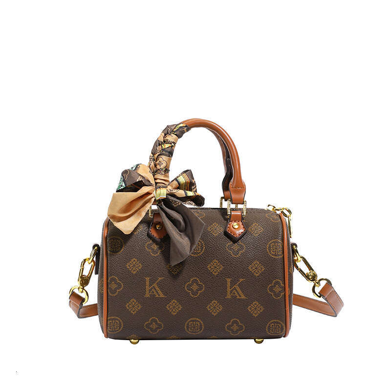 Vintage Shoulder Bags Handbag for Women 2025 New Pillow Boston Bag Versatile Crossbody Bag Letter Printed