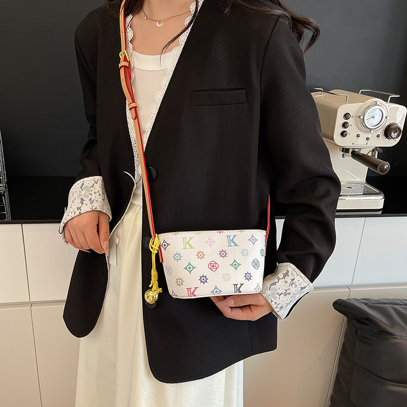 free shipping designer bags Hot selling classic letter printed fashionable womens handheld versatile single shoulder diagonal cross bag