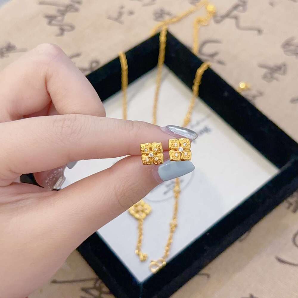 New Style Color National Charm Pointed Dia Square Harmony Necklace Bracelet Earrings Set Fashionable Versatile Elegant High-end Feel