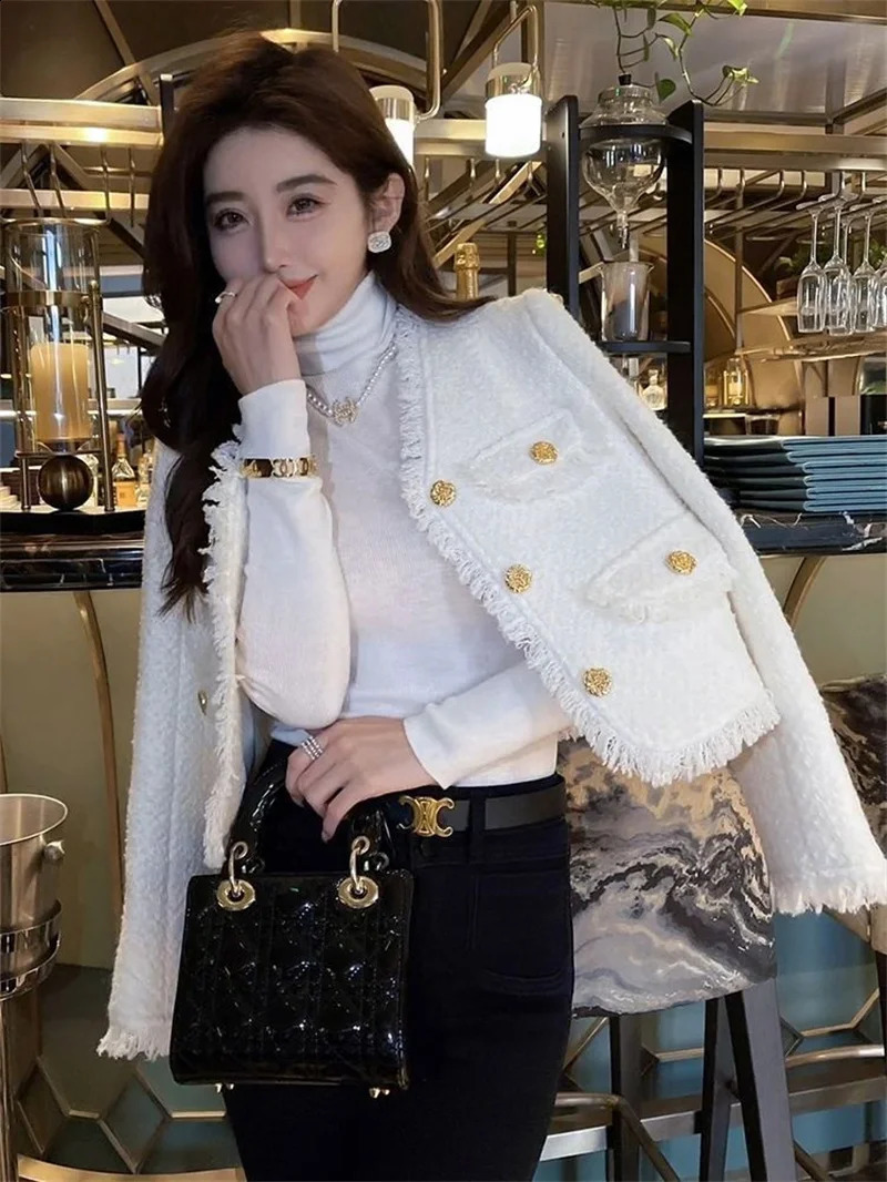 Jackets Small Fragrance Loose V-neck Long-sleeved Coat Spring and Autumn y High-grade Tweed French White Short Coat Woman 260618CJ - view 6