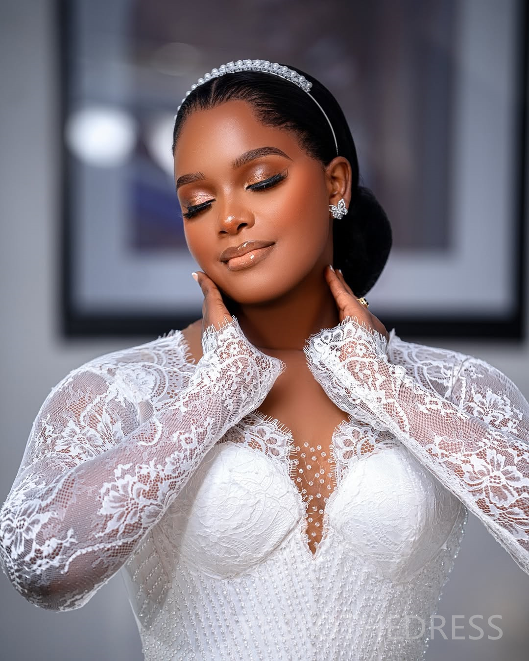 Plus Size Off White Aso Ebi African Wedding Dress Bridal Gown For Bride Mermaid Wedding Gowns Sheer Neck Long Sleeves Beaded Lace Rhinestones Bridal D