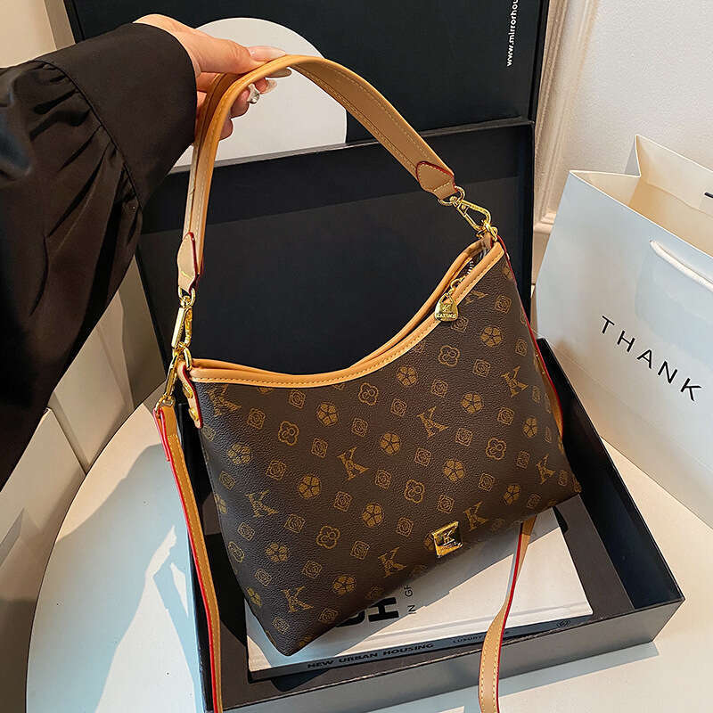 Large Capacity Versatile Handbag Tote Bags for Women 2025 New Vintage Light Luxury Underarm Single Shoulder Crossbody Bag