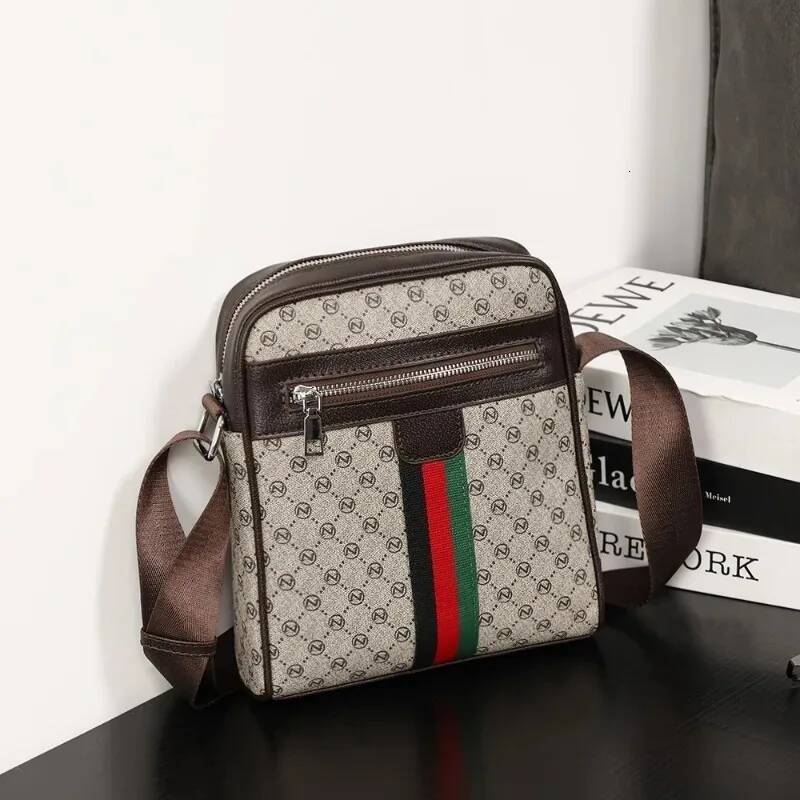 Luxury Design Mens Crossbody Bags Fashion Plaid Letter Printed Crossbody Bag Men Square Shoulder Bag Male Sling Messenger Bag