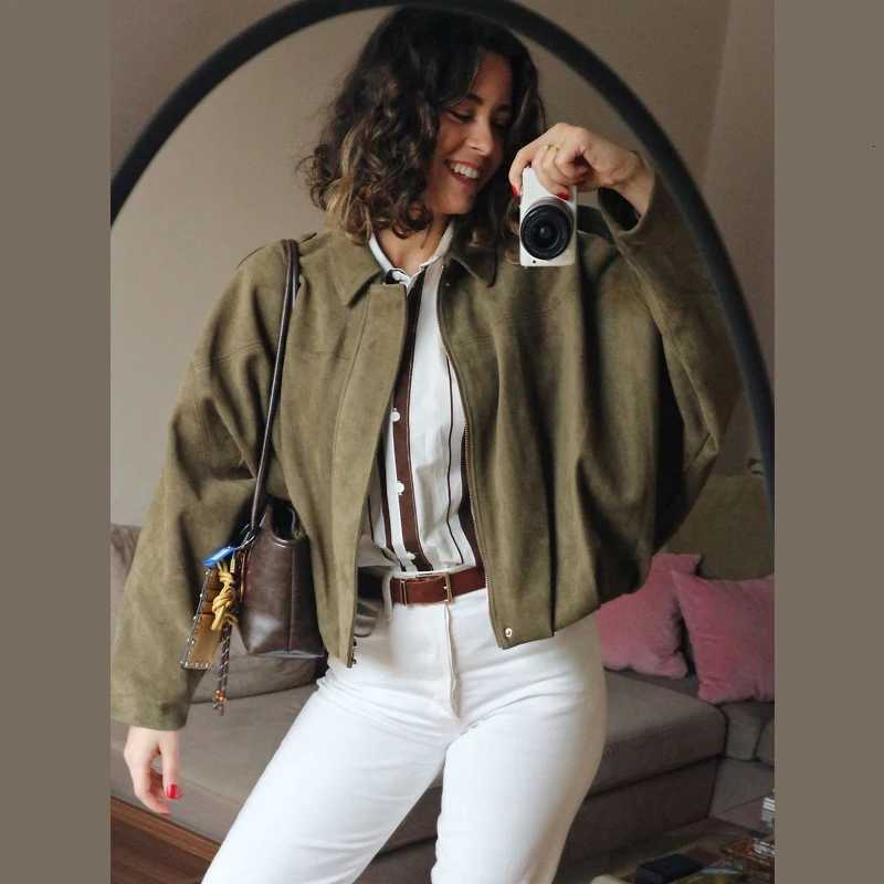 100% Womens Bomber Jacket Lapel Long Sleeve Zipper Suede Jacket Women 2025 High Street Cropped Racing Jackets Coats Outerwears W250821