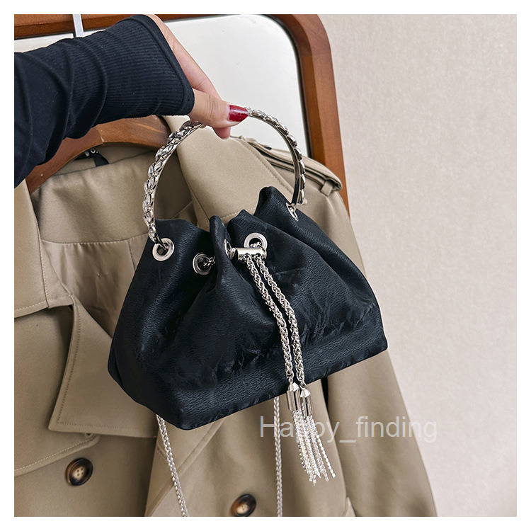 New Chain Solid Color Drawstring Bag Womens Fashion Trend Bucket Style PU Shoulder Crossbody Handbag