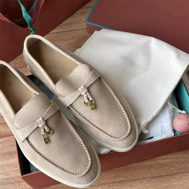 Loafers for women 2025 Autumn Fashion Versatile fringed buckle buckle shoes anti-slip casual shoes Flat single shoes free shipping