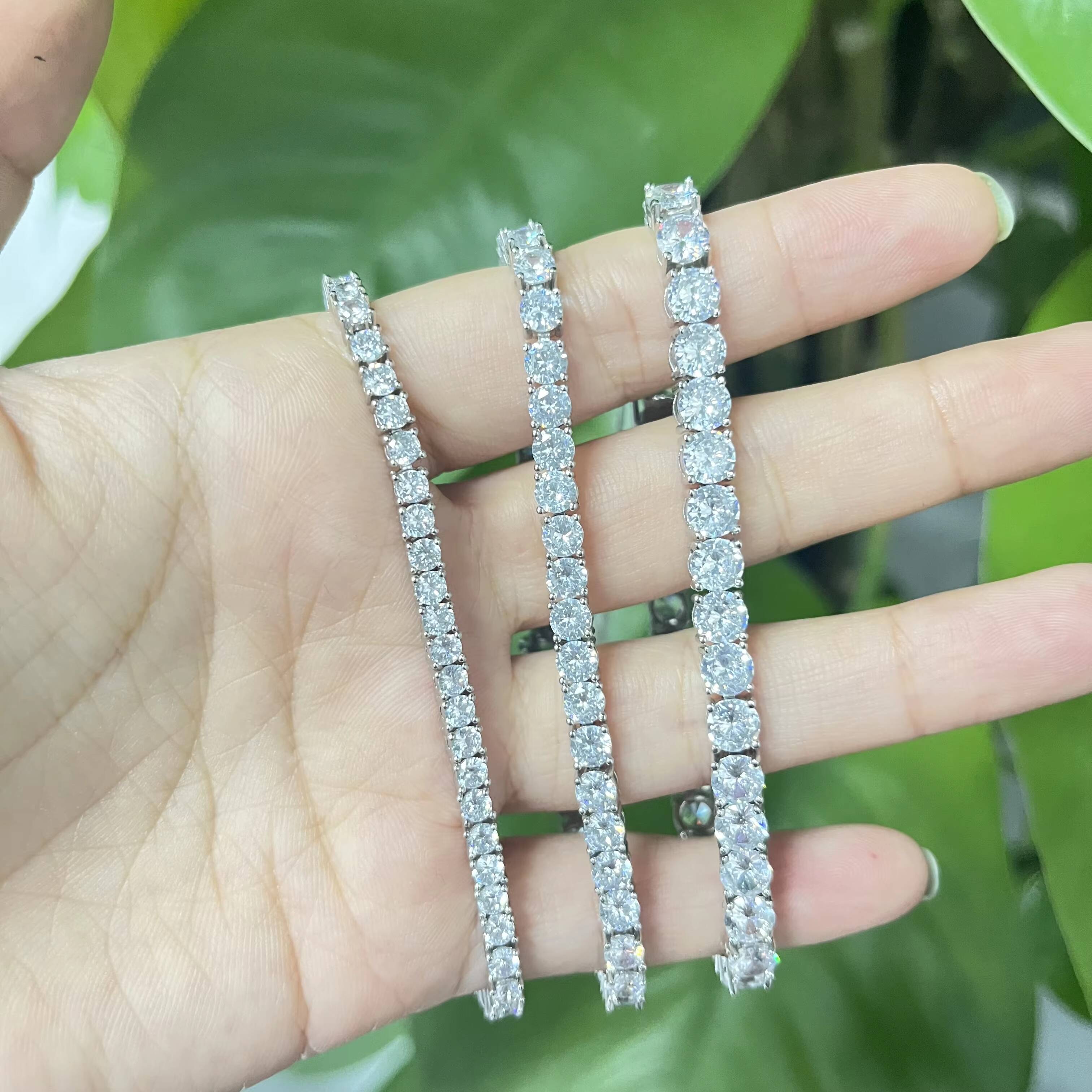 Ladies 100% pure silver moissanite bracelet; fashionable and luxurious 925 pure silver 3mm tennis bracelet