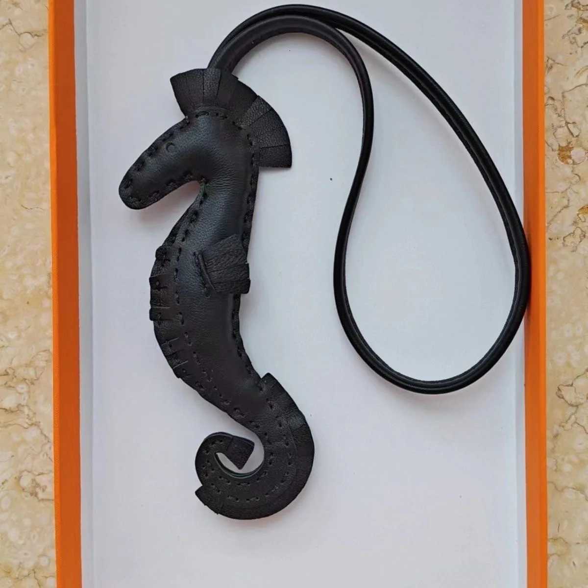 Little Seahorse Leather Car Keychain Bag Decoration Fashion Accessories X250822