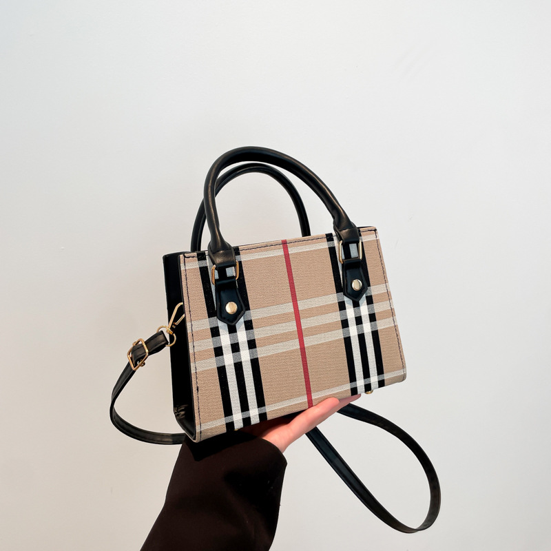 Free Shipping Minimalist Tote Bag New Fashion Classic Design Vintage Elegance Women Shoulder Bag