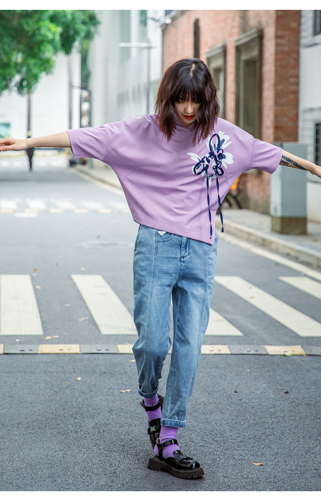 Chic Ladies' Embellished Hooded Top Versatile Casual Wear Featuring Flowing Silhouette - T31105.2