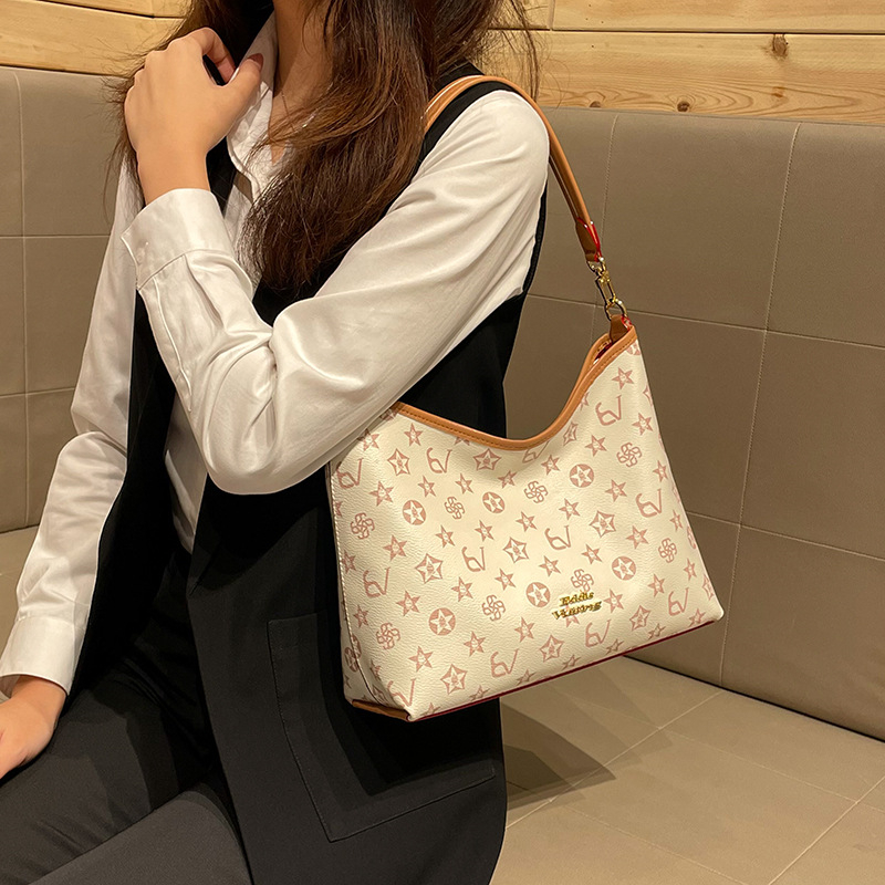 free shipping designer bag Soft leather high quality wandering bag versatile large capacity vintage tote bag