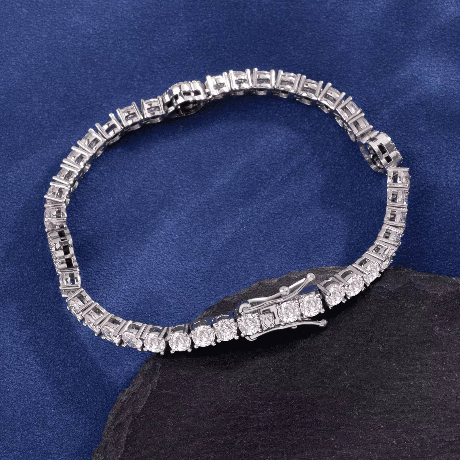 New lucky 925 silver four-leaf clover hip-hop jewelry; tennis chain bracelet; moissanite and diamond four-leaf clover necklace