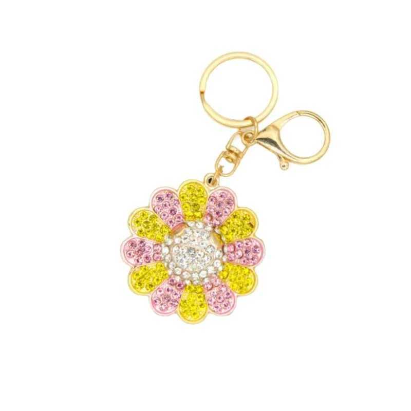 Rural Style Sweet Suower Car Keychain Bag Decoration Floral Accessories X250822