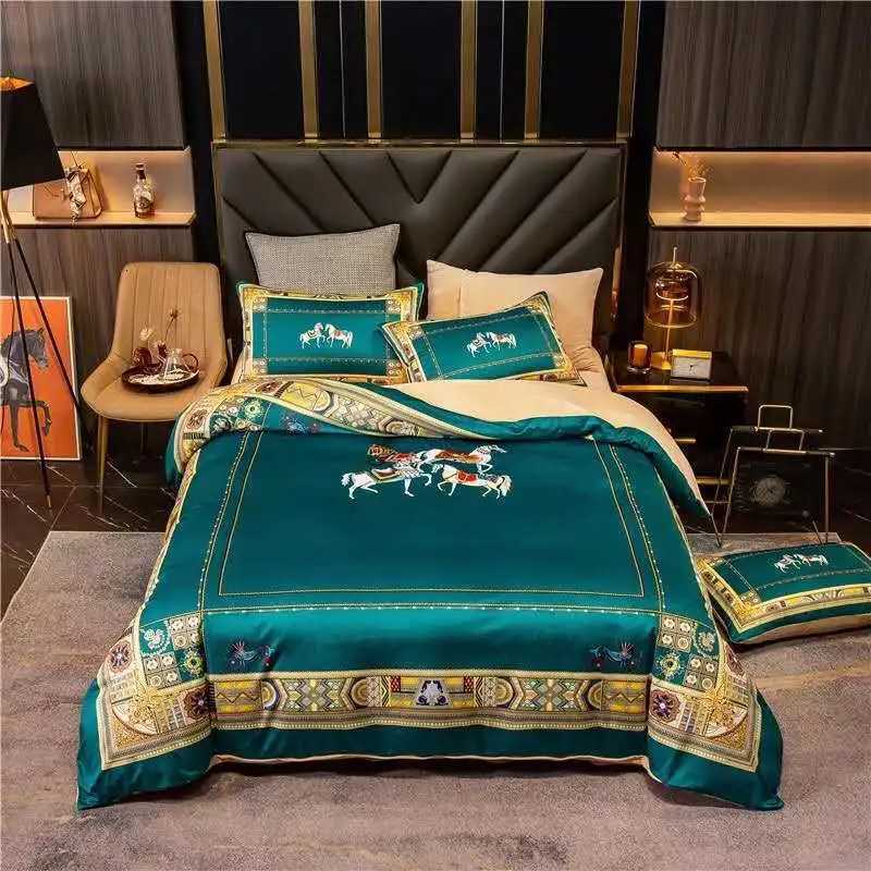 5pcs Designer Bedding Set Thick Warm Winter Velvet Luxury Bed Fabric King Size European Court Style Covers Flat and Fitted Bed Sheet G250822