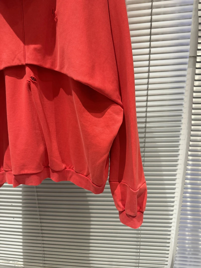 Two Pieces y Flag Red Project GR Hole Damaged Zipper Hoodie Men Women Vintage Washed Distressed Loose Pullovers 250821