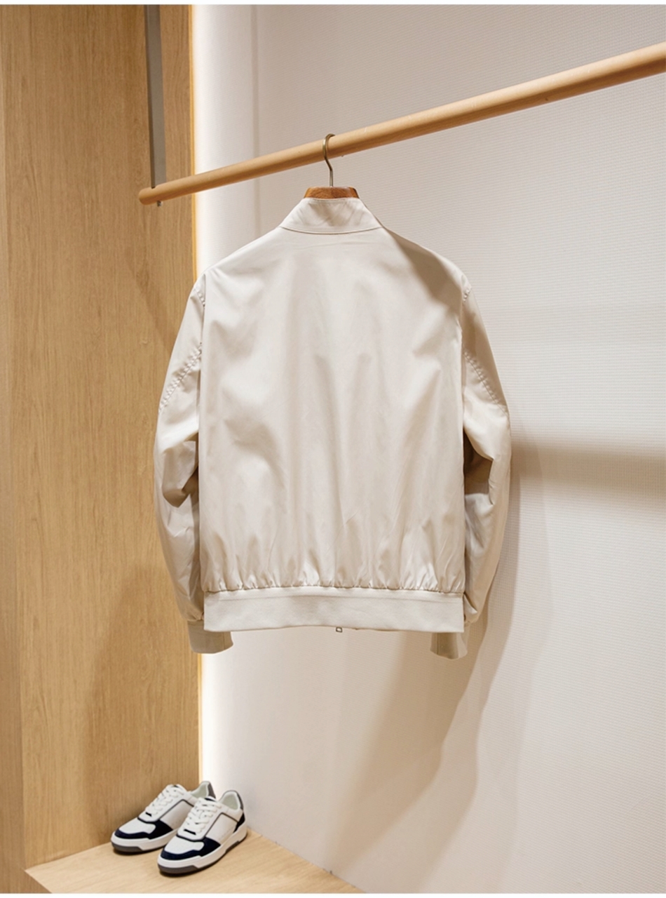 Men's standing collar Harrington jacket a fashionable aesthetic jacket that runs through all seasons