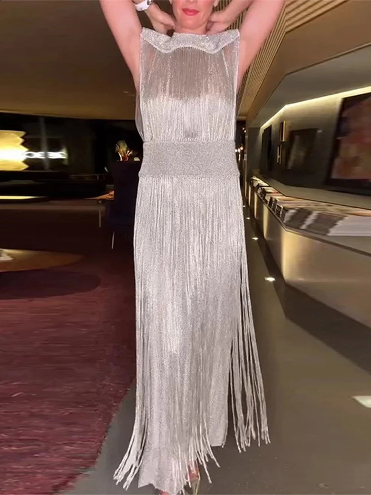 Sexy Sequin Tassel Evening Dresses Women Vintage Solid Sleeveless O-neck Slim High Waist Long Dress Lady 2025 Chic Party Vestido250822