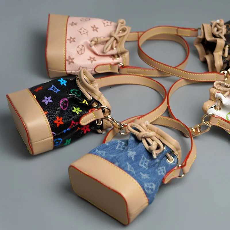 Mini Change Bag Mouth Red Envelope Presbyopia Shell Bag Earphone Bag Keychain Creative Trend Bag Pendant Jewelry Z250822