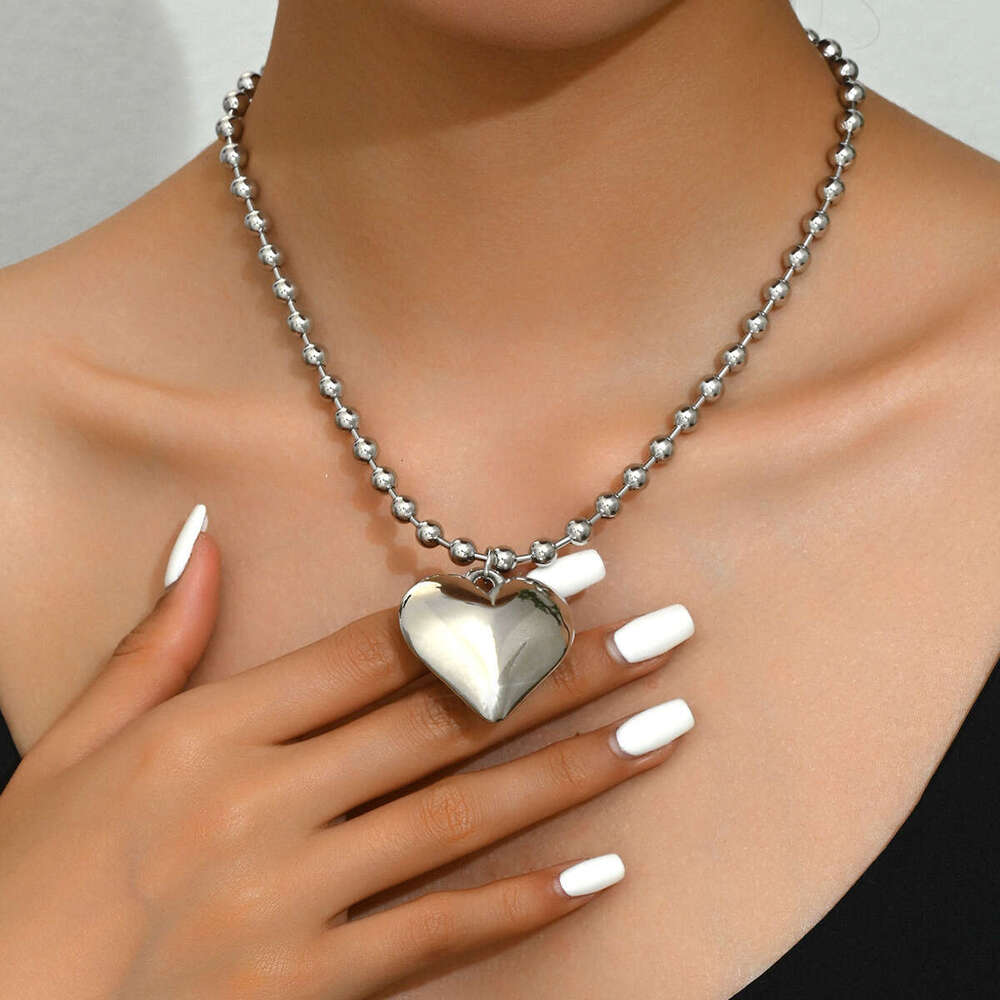 Luxury Jewelry Pendant Necklaces New Arrival HighQuality Designer Necklace Rhombus Four-Leaf Clover Diamond-Encrusted Gold Plated Flowernecklaces for 