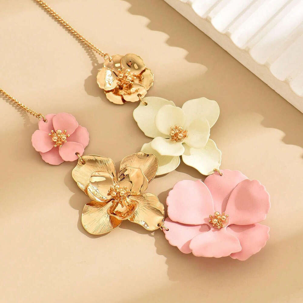 Charm Jewelry Gold Necklace Stainless Steel Pendant Necklace Fashion Women Rhinestone Pearl Chains Necklaces Choker Chain Wedding Gifts