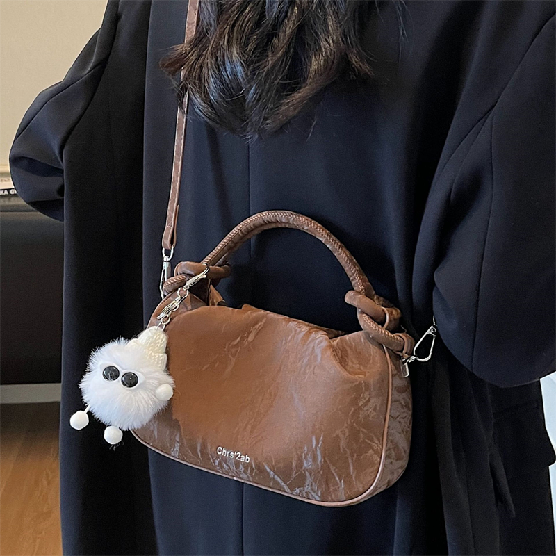 2025 free shipping designer luxury womens new version soft leather small fashion temperament chain bag single shoulder crossbody bag