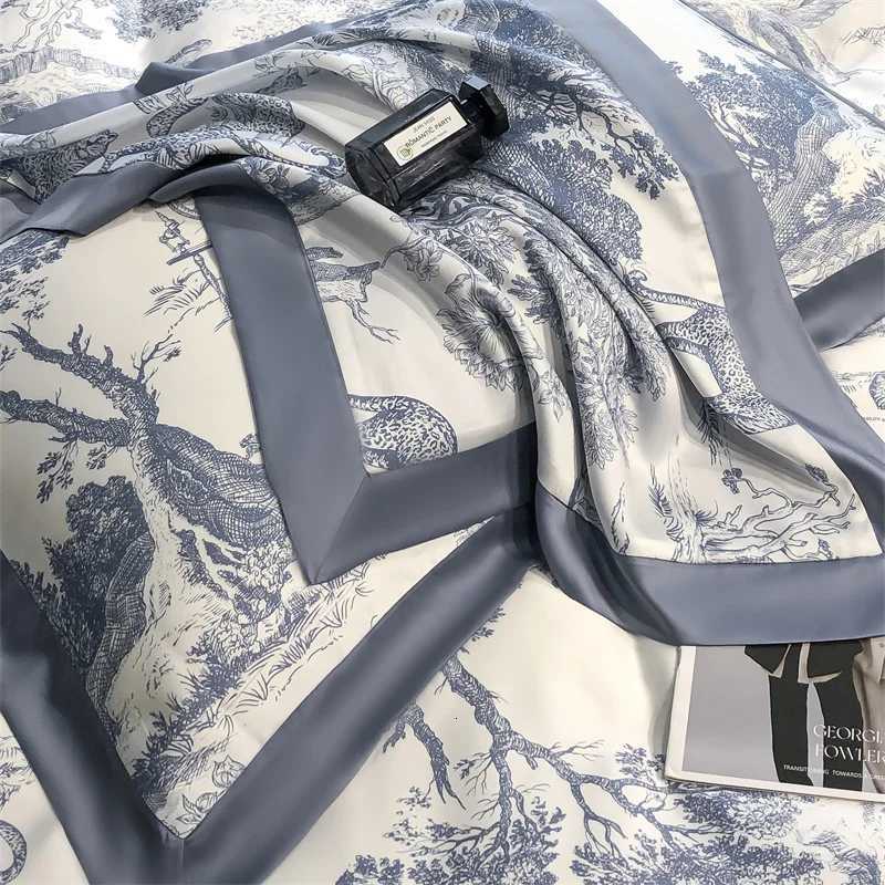 Soft Silky Skin Friendl Natural Eucalyptus Fiber Lyocell Designer Bedding Set Forest Plants Leopard Duvet Cover Set Luxury Bed Sheet Lowcases G250822