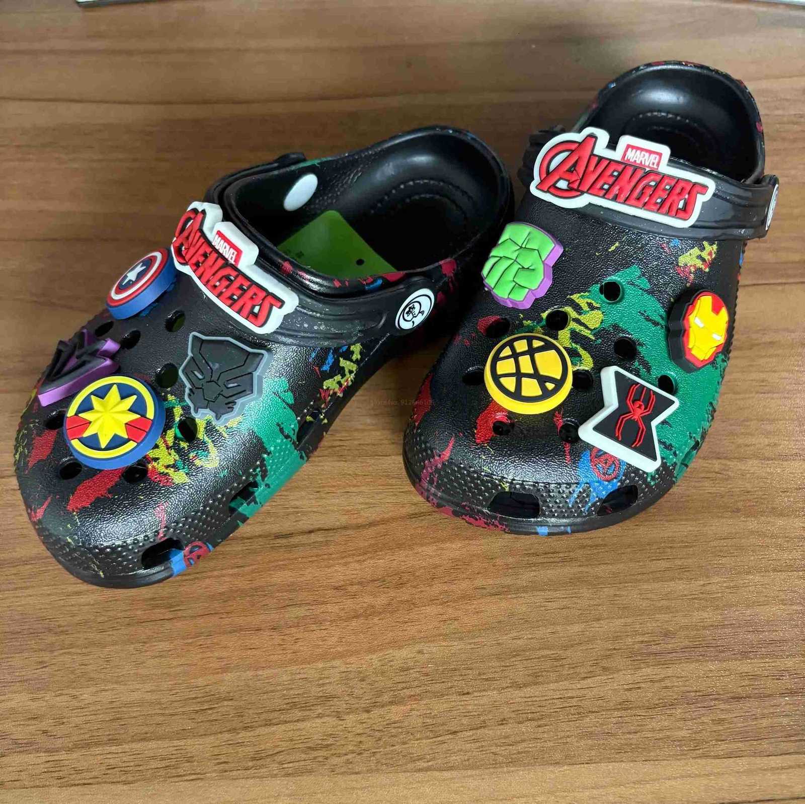 Disney The Avengers Anime Children Slippers Disney Kawaii Hole Sandals Eva Beach Breathable Shoes Outdoor Non Slip Comfort Gifts W250822
