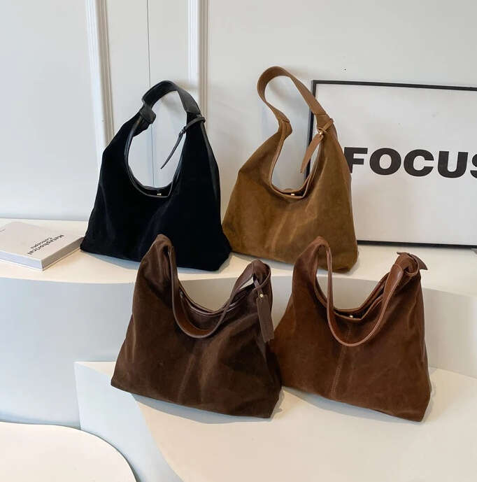 Designer Bags Autumn And Winter Designer Bag Women's Suede Tote Shoulder Half Moon Armpit Casual Simple Leisure Magnetic Bule Closure Soft PU Lea