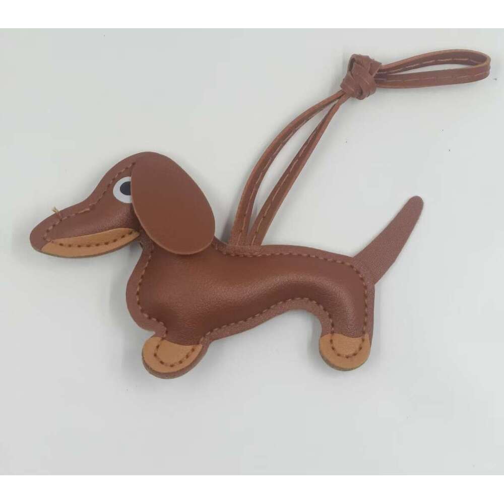 Designer Keychain Bag Charm Wallet Cartoon Dachshund Dog Accessories Pendant Cute DIY Lanyard Leather Puppy Couple Backpack Car Keychain Ornament