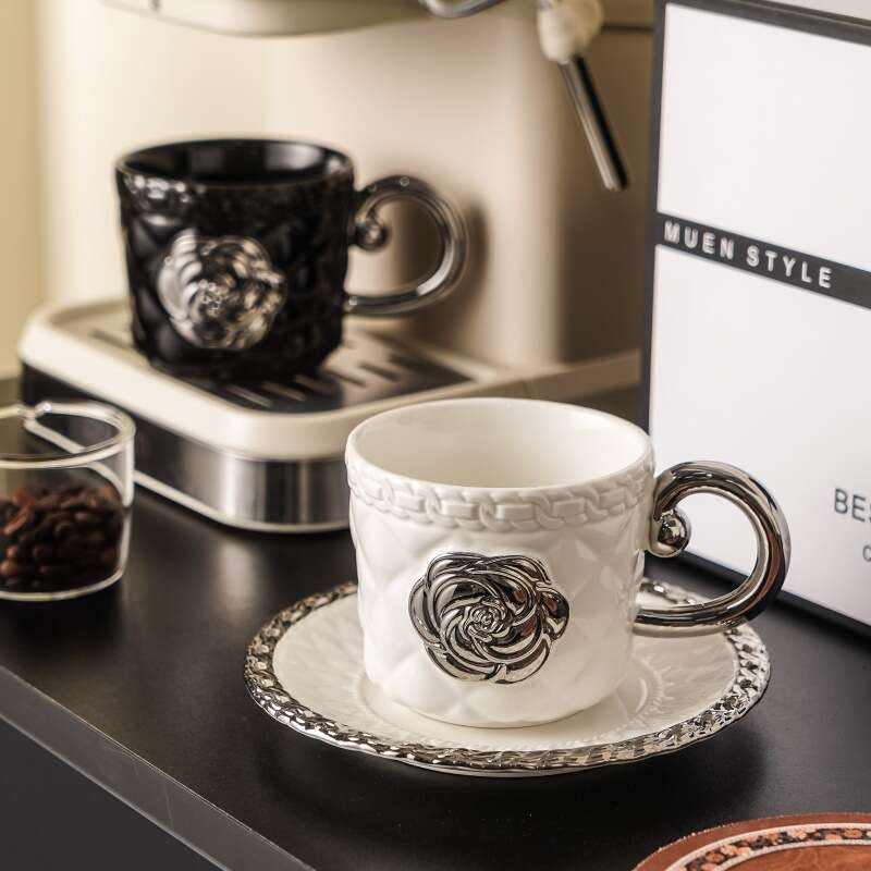 Creative Bow Ceramic Mug Internet Celebrity Gift with Lid and Spoon for Home Office Afternoon Tea Coffee Cup