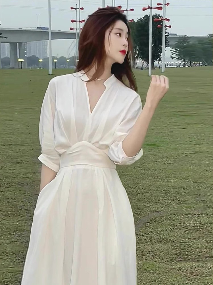 White dress 2025 new V-neck women's summer temperament simple style pure white five quarter sleeve dress breathable high-end retro dress free shi