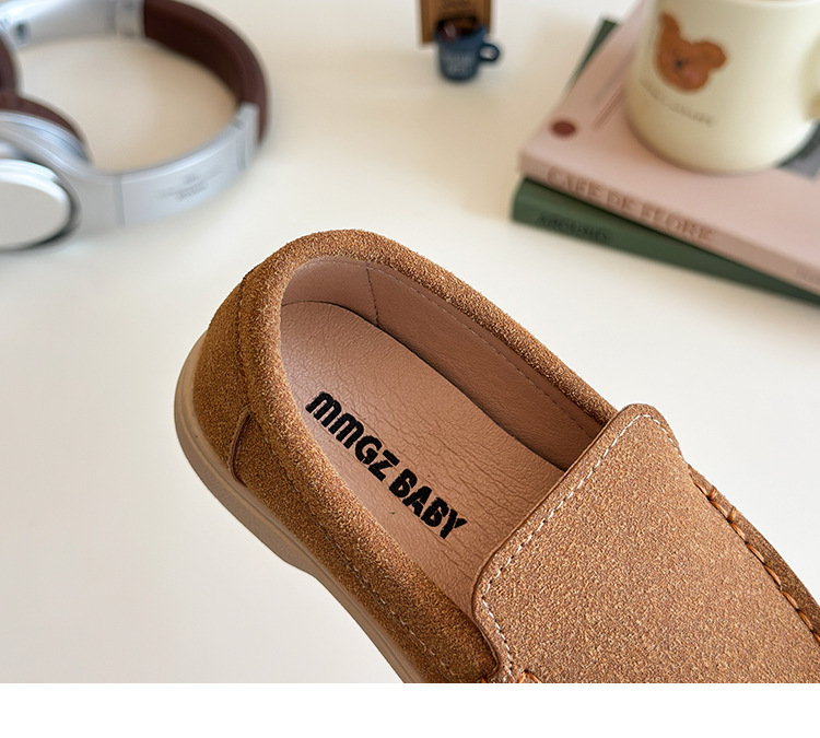 Kid's Fashion Casual Designer's New Boys' and Girls' Soft Bottom Comfortable Board Outdoor High Beauty Small Leather Shoes Size 31