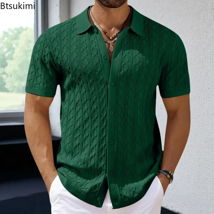 2025 Mens Summer Short Sleeve Polo Shirts Knitted Lapel Cardigan Top Stripe Stitching Men Polo Tee Shirt Fashion Camisa Hombre 250822