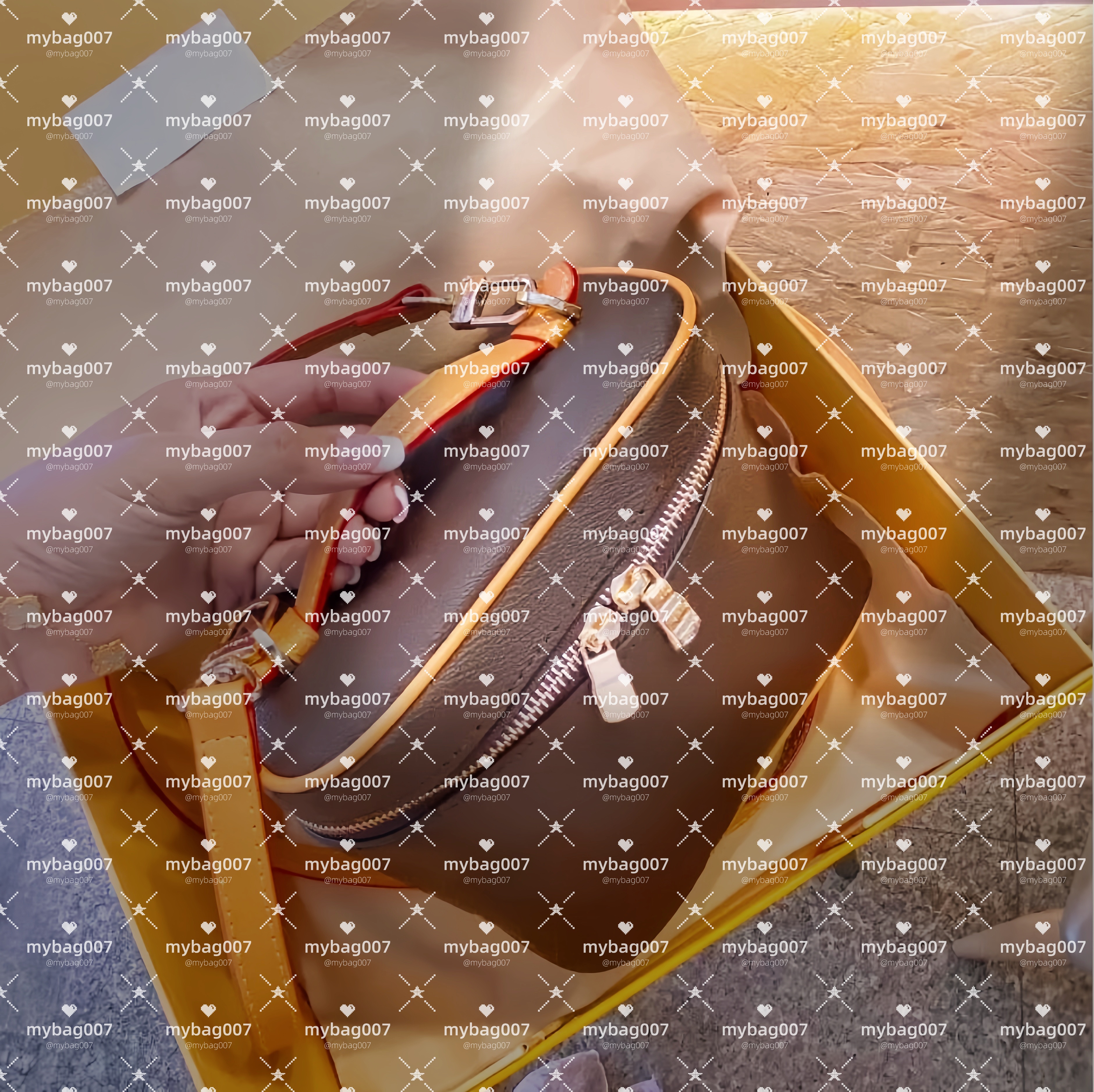 Designer Bag Makeup Bag Luxury Cosmetic bag High Quality Women's Handbag Purse Cowhide travel Storage Bag Toiletry Bag Mini Brown vanity bag designer cosmetic bag 007