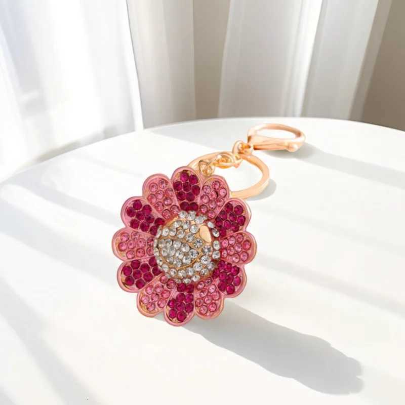 Rural Style Sweet Suower Car Keychain Bag Decoration Floral Accessories X250822
