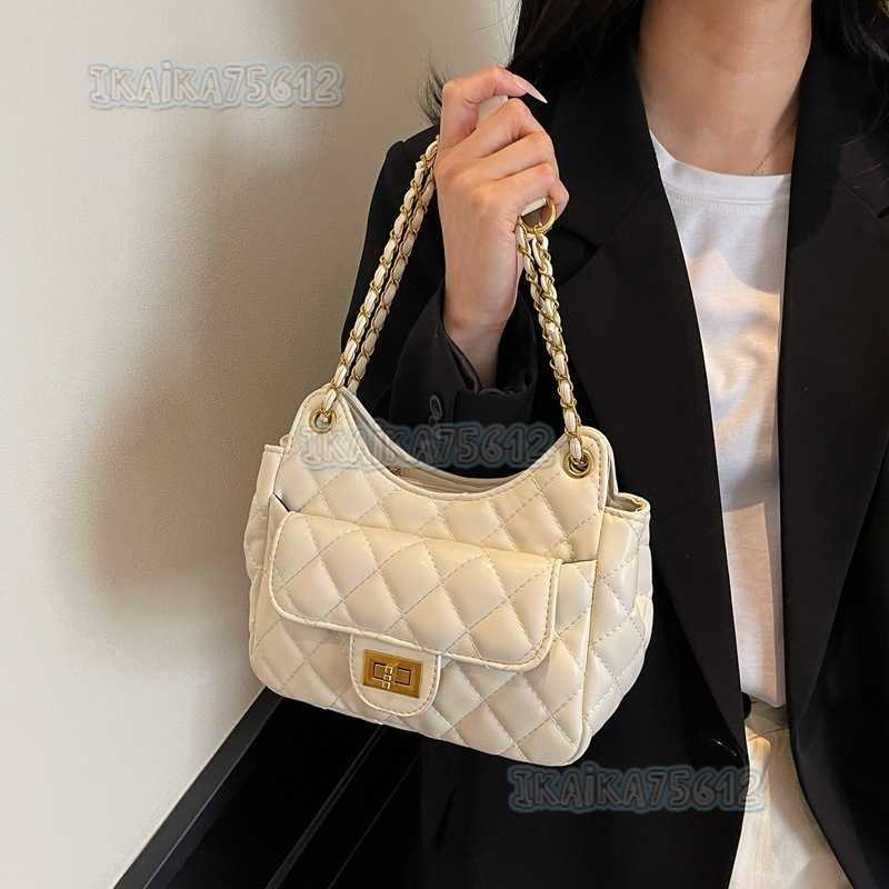 Classic Style Fashion Chain Handbag Embroidery Quilted Shoulder Bag for Women Trendy Crossbody Bag H250822