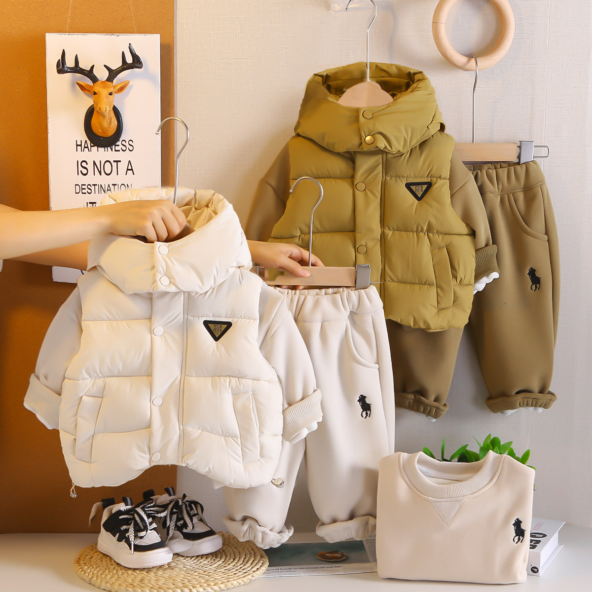 2025 New Arrival Boys' Winter Fleece Lined Hooded Vest Fashionable Warm Baby Toddler Winter Outfit 3 pieces clothing sets