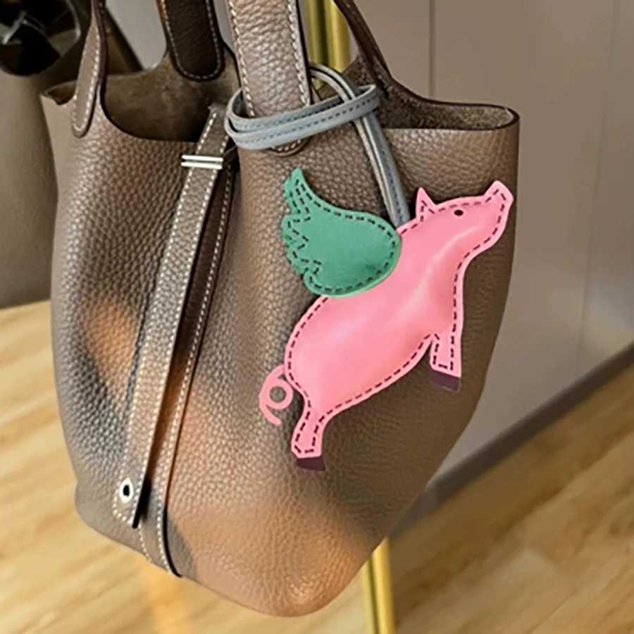 Cow Leather Keychain Pendant for Ladies Fly Pig Bag Charm Handmade Handbag Pendant Car Decorate Bag Accessories Z250822