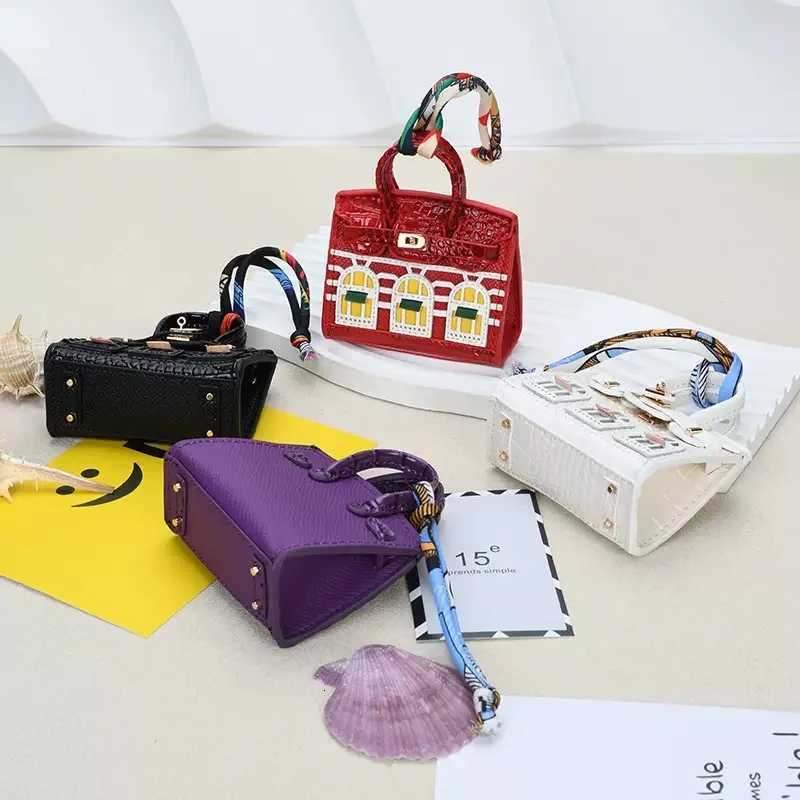 Mini Backpack Hanging Creative House Headphone Bag for AirPods 4 3 Pro2 Galaxy Buds Headphone Case Holds Small Items with Lanyard Z250822