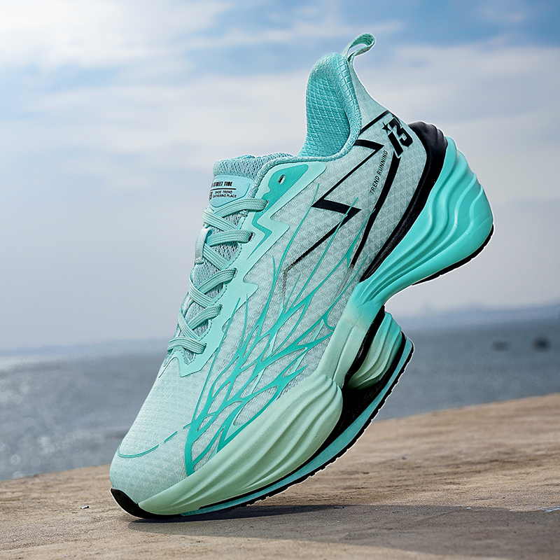 N HOT Designer free shipping Running Shoes Running shoes men comfortable breathable fashionable sports shoes couples thick soled