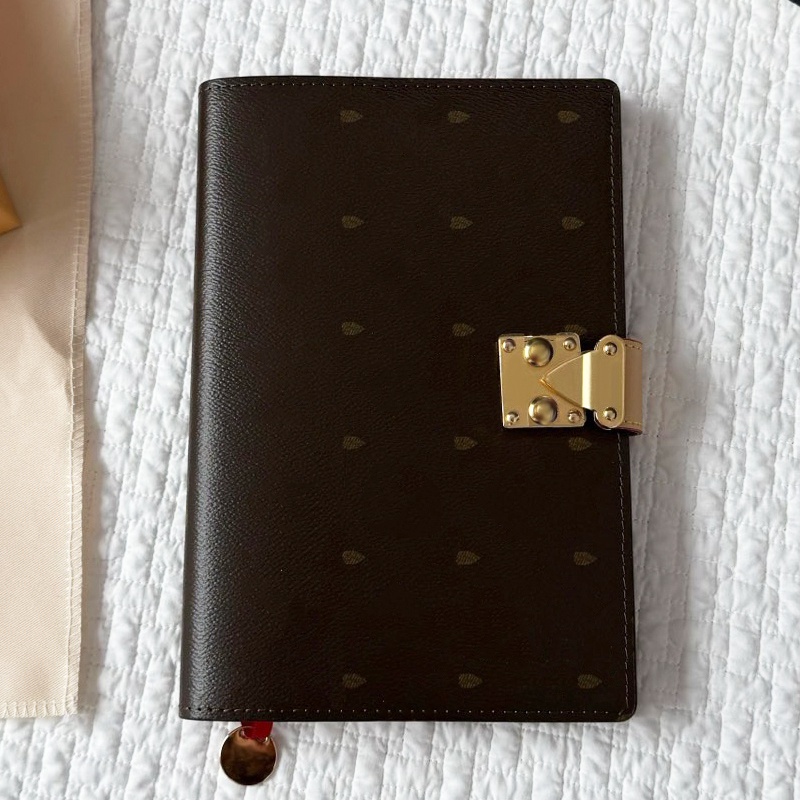 Notebook with Metal Buckle for Men Women Hardcover Notebook 80Pages A5 Writing Journal