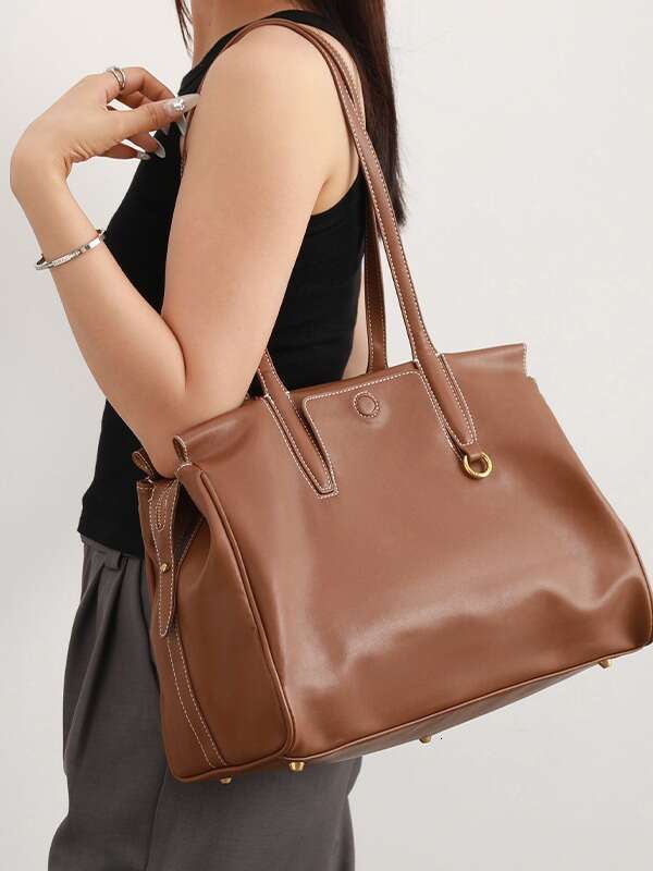 Designer Bags brand autumn Winter High quality Large Capacity travel bag, fashional retro tote bag, commuting briefcase, single-shoulder bag