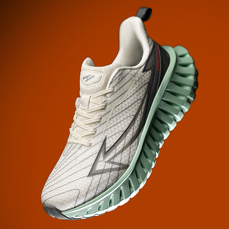 N HOT Designer free shipping Running Shoes Mens breathable mesh sports running shoes height increasing wearresistant versatile casual shoes