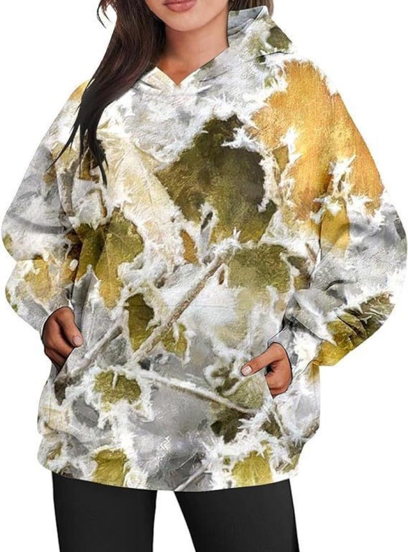 Autumn new men's and women's camouflage hoodie maple leaf print sports hooded sweater with pockets
