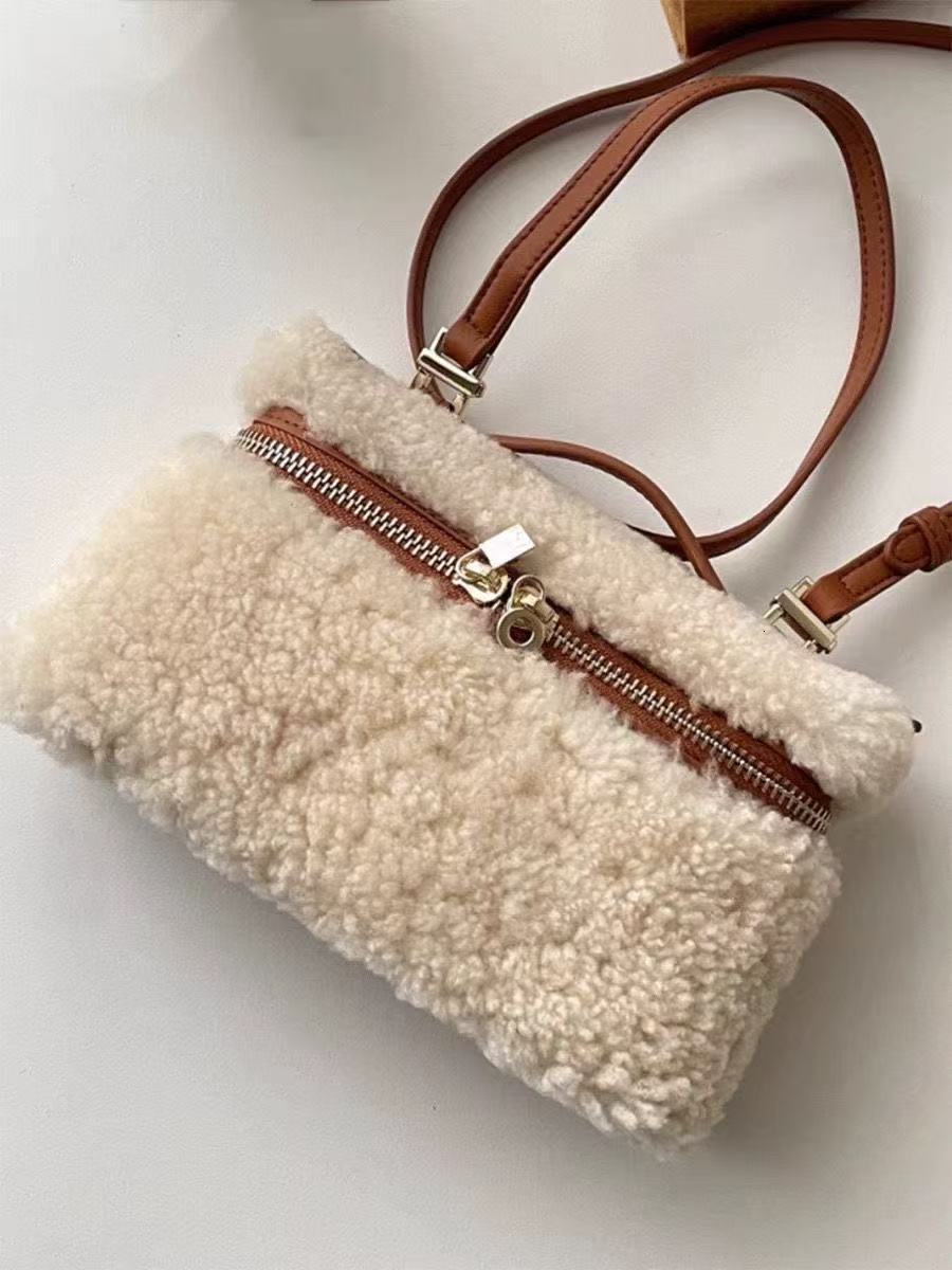 2025 Designer Bag New High-end Vintage Wool Lamb Handbag Box Bag For Free Delivery To Your Door Women, Niche Design Single Shoulder Luxury Bag Crossbo
