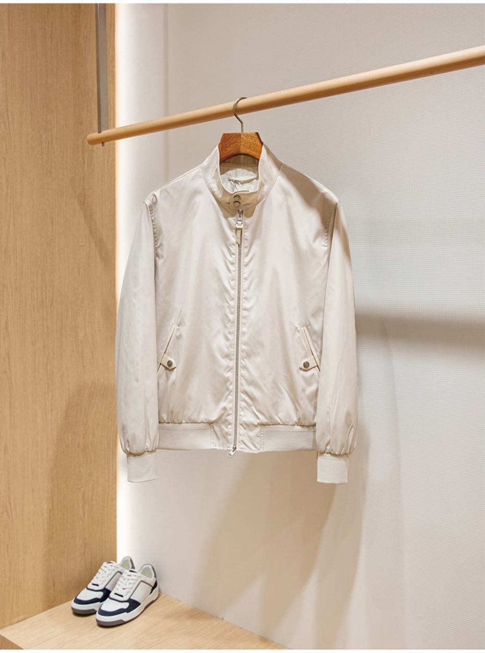 Men's standing collar Harrington jacket a fashionable aesthetic jacket that runs through all seasons